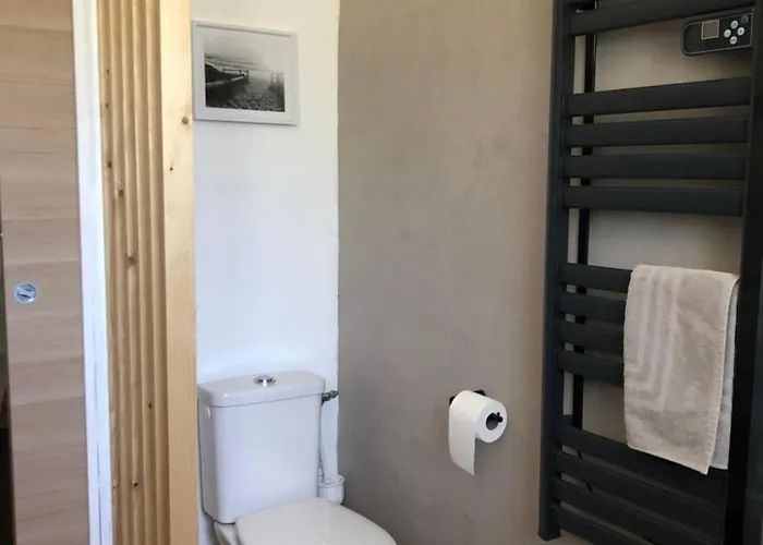 別荘 Bosc Viel モーギオ