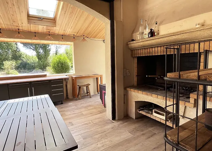 別荘 Bosc Viel モーギオ